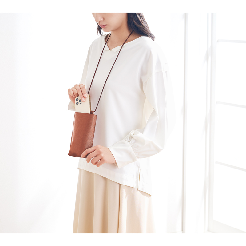 販促ブック 京都大和 / スフィア・リサイクルレザースマホネックポーチ