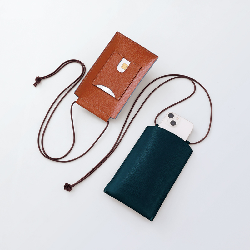 同梱品 販促ブック 京都大和 / スフィア・リサイクルレザースマホネックポーチ